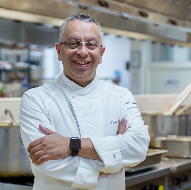 الشيف بول حاج يقدمها لنا  الشيف بول حاج يقدمها لنا