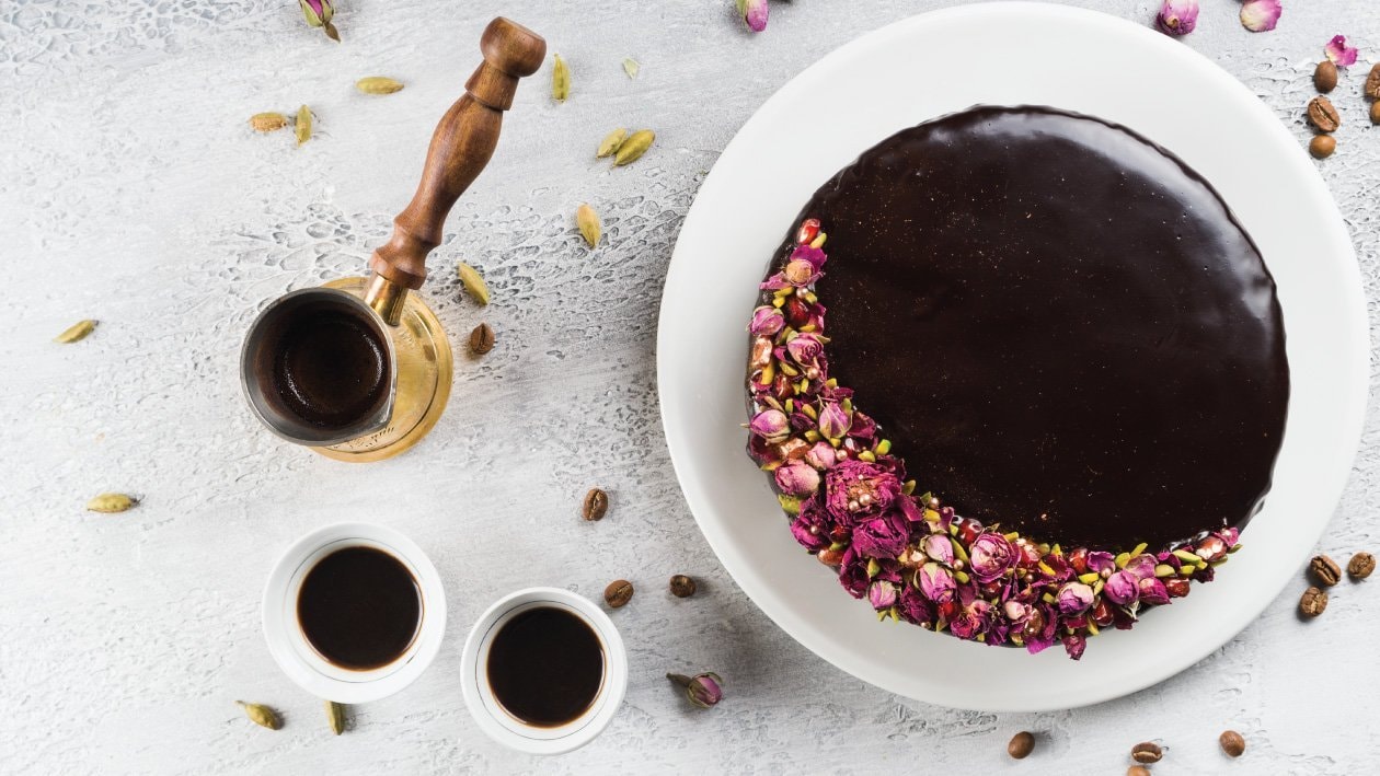 كعكة القهوة العربية والشوكولاتة – - وصفة