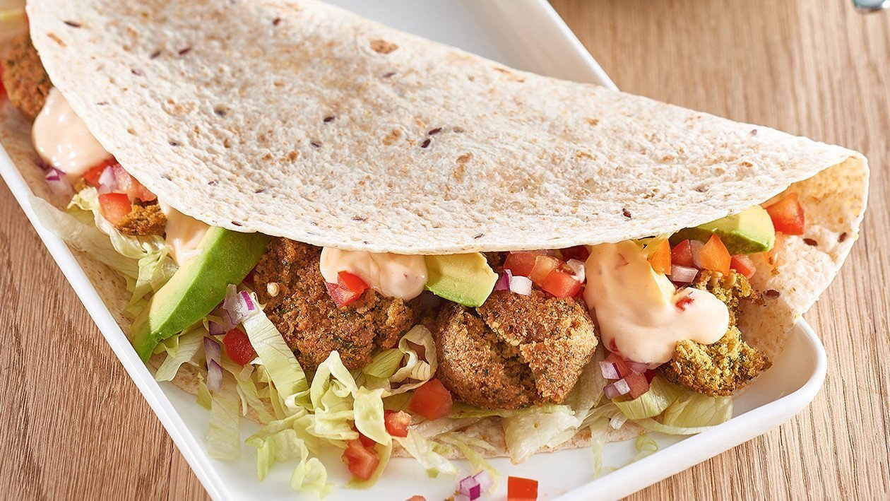 Falafel and Avocado Wrap with Lettuce and Sweet Chilli Mayo – - Recipe