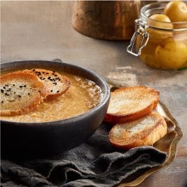 شوربة عدس مُدخنة شوربة عدس مُدخنة